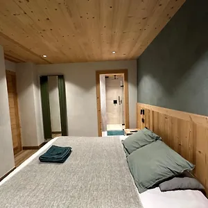 Luxueux T4 - Lac 5 Min - Parkings Privatifs - Vue Lac Et Montagne Annecy